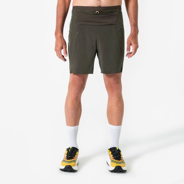 Spodenki do biegania w terenie męskie Kiprun Run 900 Ultra. Brązowe szorty męskie KIPRUN, bez wzorów, z materiału. Za 199.99 zł.