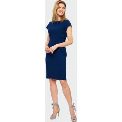 Elegancka sukienka. Sukienki damskie Greenpoint, bez wzorów, z elastanu, eleganckie, bez kołnierzyka, bez ramiączek. Za 69.99 zł.