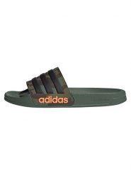 Adidas Klapki w kolorze zielonym rozmiar: 38. Zielone klapki damskie Adidas, bez wzorów, bez obcasa. Za 131.74 zł.