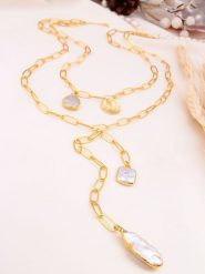 Pierres delicates Naszyjnik z zawieszką - dł. 50 cm rozmiar: onesize. Białe naszyjniki damskie Pierres delicates, z mosiądzu. Za 56.99 zł.