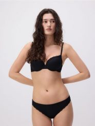 Majtki figi 3 pack - czarny. Czarne figi damskie Reserved, l, bez wzorów. Za 59.99 zł.