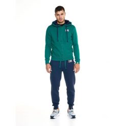 Bluza z bawełna z kaptur na co dzień na siłownię. Zielone bluzy sportowe męskie LEONE 1947 APPAREL, bez wzorów, z bawełny, sportowe, bez kołnierzyka, bez ramiączek. W wyprzedaży za 262.70 zł.