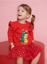 Bluza Kubuś Puchatek - czerwony. Czerwone bluzy i bluzki niemowlęce Sinsay, bez wzorów, z bawełny, bez ramiączek, bez kaptura. Za 19.99 zł.