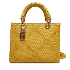 Torba Elisabetta Franchi. Żółte torebki klasyczne damskie Elisabetta Franchi, bez wzorów, bez dodatków. Za 1,239.00 zł.