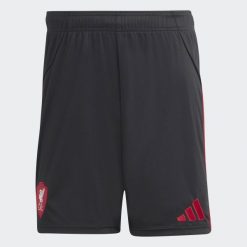 Spodenki Liverpool FC 25/26 Away. Czarne szorty męskie Adidas, z materiału, bez kołnierzyka. Za 199.00 zł.