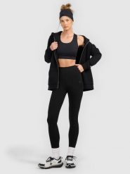 Legginsy fitness damskie z wysokim stanem. Czarne legginsy sportowe damskie 4f, l, bez wzorów, z bawełny, z podwyższonym stanem, na fitness i siłownię. Za 64.57 zł.
