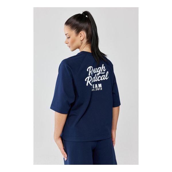 Damski t-shirt oversize Rough Radical Vibe. Niebieskie t-shirty damskie ROUGH RADICAL, bez wzorów, bez kołnierzyka. Za 111.92 zł.
