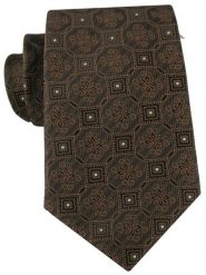 Brązowy Krawat z Eleganckim, Geometrycznym Wzorem - Alties. Brązowe krawaty i muchy męskie Alties, bez wzorów, z tkaniny, eleganckie. Za 55.00 zł.