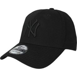New Era - Czapka 39 Thirty. Czarne czapki męskie New Era, bez wzorów, z bawełny. W wyprzedaży za 99.90 zł.