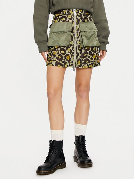 Alpha Industries Spódnica mini 148066C Zielony Regular Fit. Zielone spódniczki damskie Alpha Industries, l, bez wzorów, z syntetyku, mini. Za 339.99 zł.