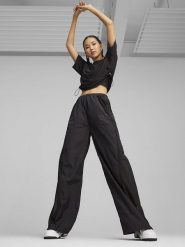 Puma Spodnie sportowe "Dare To" w kolorze czarnym rozmiar: XS. Czarne spodnie dresowe damskie Puma, xs, outdoorowe. Za 100.99 zł.