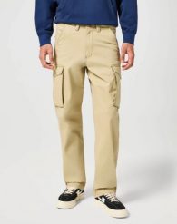 WRANGLER MĘSKIE SPODNIE BOJÓWKI WRANGLER CASEY JONES CARGO RELAXED SADDLE 112356843. Spodnie materiałowe męskie Wrangler, bez wzorów. Za 209.99 zł.