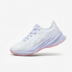 Buty do biegania damskie ASICS Dynablast. Białe obuwie do biegania damskie Asics. Za 579.99 zł.