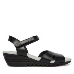 Sandały Fly London. Czarne sandały damskie Fly London, bez wzorów, bez obcasa, na koturnie. Za 399.99 zł.