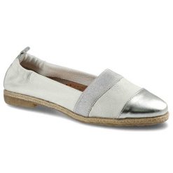 Półbuty damskie Lamelia, wsuwane ze skóry naturalnej i na płaskiej podeszwie, białe srebrne, 40C1167. Białe półbuty damskie LAMELIA, bez wzorów, ze skóry, eleganckie, bez obcasa, na płaskiej podeszwie. Za 179.00 zł.