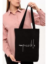 MORI Torebka w kolorze czarnym - 35 x 40 x 8 cm rozmiar: onesize. Czarne torebki klasyczne damskie MORI, bez wzorów, z bawełny, bez dodatków. Za 30.99 zł.