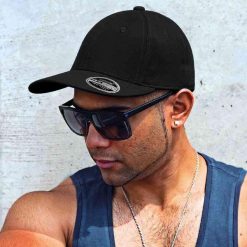 Czapka Bejsbolówka Unisex Kansas Headwear. Czerwone czapki męskie RESULT, bez wzorów, z bawełny. Za 38.99 zł.