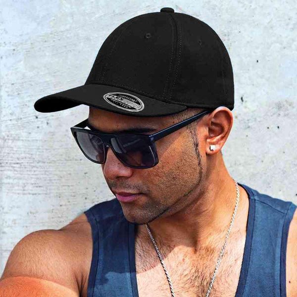 Czapka Bejsbolówka Unisex Kansas Headwear. Czerwone czapki męskie RESULT, bez wzorów, z bawełny. Za 38.99 zł.