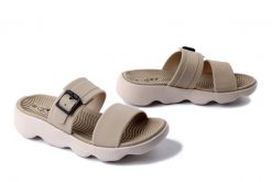 BEFADO DR ORTO 154D 201 beżowy, klapki damskie. Brązowe klapki damskie Befado Dr Orto, bez wzorów, bez obcasa, na koturnie. Za 39.99 zł.