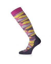 Skarpety merino SLJ. Czerwone skarpetki męskie LASTING, bez wzorów, z elastanu. Za 99.00 zł.