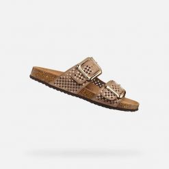 Sandały GEOX D BRIONIA R Brązowy. Czerwone sandały damskie Geox, bez wzorów, z syntetyku, bez obcasa. Za 388.99 zł.