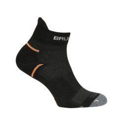 Skarpety do biegania męskie Brubeck Running Light. Czarne skarpetki męskie Brubeck, bez wzorów, z bawełny. Za 34.99 zł.