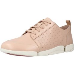 Buty CLARKS TriAmelia Edge Rose. Czerwone obuwie trekkingowe damskie Clarks. Za 236.99 zł.