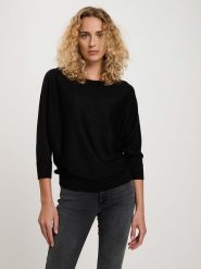 Cross Jeans Sweter w kolorze czarnym rozmiar: M. Czarne swetry klasyczne damskie Cross Jeans, m, z jeansu, bez kołnierzyka. Za 90.45 zł.