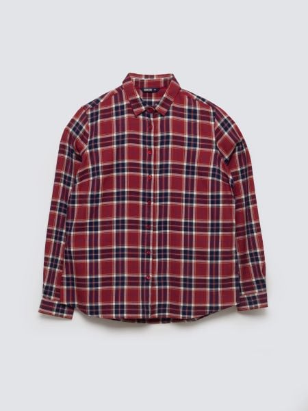 Koszula damska w kratę z wiskozy czerwona Petrini 604. Czerwone koszule damskie Big Star, l, bez wzorów, z bawełny, eleganckie, bez kołnierzyka, bez ramiączek. Za 229.99 zł.