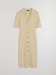 Dzianinowa sukienka w prążek z domieszką wiskozy - beżowy. Brązowe sukienki damskie Sinsay, l, bez wzorów, z dzianiny, bez kołnierzyka, bez ramiączek. Za 59.99 zł.