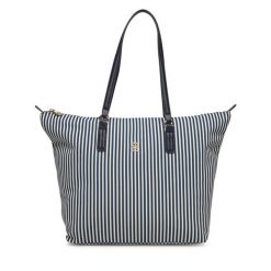 Torebka Tommy Hilfiger. Niebieskie torebki klasyczne damskie Tommy Hilfiger, bez wzorów, bez dodatków. Za 529.99 zł.