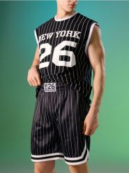 Szorty comfort w paski - czarny. Czarne szorty męskie Sinsay, bez wzorów. Za 39.99 zł.