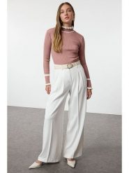 Trendyol Sweter w kolorze szaroróżowym rozmiar: S. Różowe golfy damskie Trendyol, s, bez wzorów, ze splotem, bez ramiączek. Za 69.75 zł.