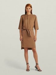 G-Star Sukienka w kolorze jasnobrązowym rozmiar: XL. Brązowe sukienki damskie G-Star, na co dzień, xl, bez wzorów, z lyocellu, retro, bez kołnierzyka, bez ramiączek, midi, proste. Za 206.91 zł.