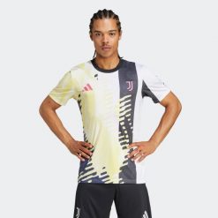 Koszulka piłkarska treningowa ADIDAS Juventus 24/25. Bluzki damskie Adidas, l, bez wzorów, sportowe, bez kołnierzyka, bez ramiączek. W wyprzedaży za 249.99 zł.