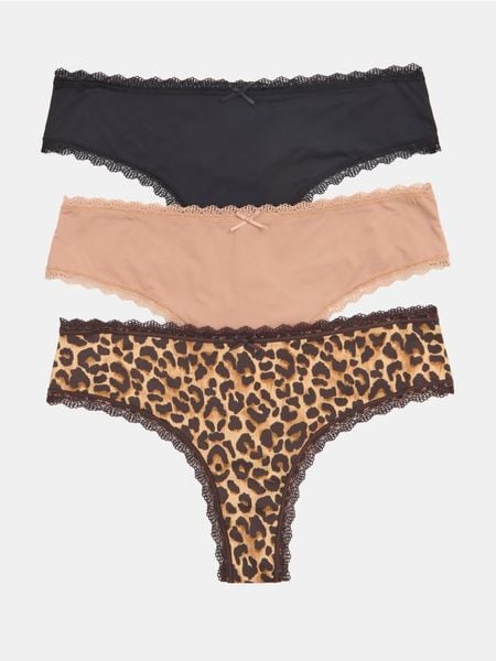 Stringi z koronką 3 pack - wielobarwny. Stringi damskie Sinsay, l, bez wzorów, z koronki. Za 25.99 zł.