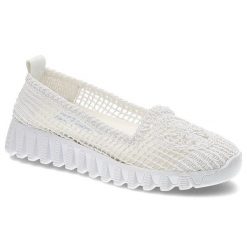 Półbuty damskie New Performance, lekka ażurowa cholewka z elastycznego materiału wsuwana konstrukcja gruba amortyzująca podeszwa, biały, 110. Białe półbuty damskie Ravini, w ażurowe wzory, klasyczne, bez obcasa. Za 109.00 zł.