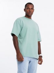 T-shirt bawełniany męski LOOSE FIT z okrągłym dekoltem – miętowy V6 - Rozmiar: S. Zielone t-shirty męskie Ombre Clothing, l, bez wzorów, z bawełny, bez kołnierzyka. Za 129.99 zł.