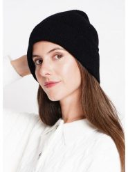 William de Faye Czapka beanie w kolorze czarnym rozmiar: onesize. Czarne czapki zimowe damskie William De Faye, ze splotem. Za 96.83 zł.