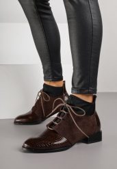 Brązowe Botki Typu Trzewiki z Lakierowanymi Wstawkami z Tłoczeniem Krokodyla Zetilla. Brązowe botki damskie Born2be, z jeansu, eleganckie, bez obcasa, na płaskiej podeszwie, bez zapięcia. Za 149.99 zł.