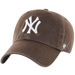 Czapka z daszkiem męska 47 New York Yankees Clean Up Cap. Brązowe czapki męskie 47 Brand, bez wzorów, z bawełny, sportowe. Za 109.99 zł.