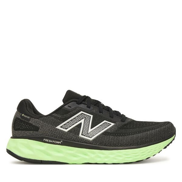 Buty do biegania New Balance. Czarne obuwie do biegania damskie New Balance. Za 499.99 zł.