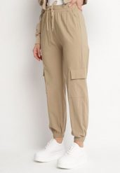 Beżowe Spodnie z Wiskozą Typu Cargo z Wysokim Stanem Arrisandra. Brązowe spodnie sportowe damskie Born2be, l, z jeansu. Za 59.99 zł.