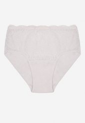 Białe Bawełniane Majtki Figi z Koronkowymi Zdobieniami Idissa. Białe figi damskie Born2be, plus size, z aplikacjami, z bawełny. Za 9.99 zł.