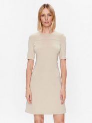 Calvin Klein Sukienka codzienna K20K205513 Beżowy Regular Fit. Brązowe sukienki damskie CALVIN KLEIN, na co dzień, bez wzorów, z syntetyku, bez kołnierzyka, bez ramiączek, proste. Za 459.99 zł.