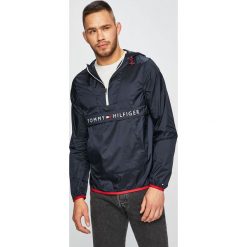 Tommy Hilfiger - Kurtka. Niebieskie kurtki męskie Tommy Hilfiger, l, bez wzorów, z poliamidu, z kapturem. W wyprzedaży za 569.90 zł.