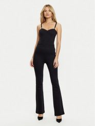 Guess Kombinezon W5RD90 KCMU2 Czarny Slim Fit. Czarne kombinezony damskie Guess, xl, z aplikacjami, z wiskozy, bez kołnierzyka, bez ramiączek. Za 339.99 zł.