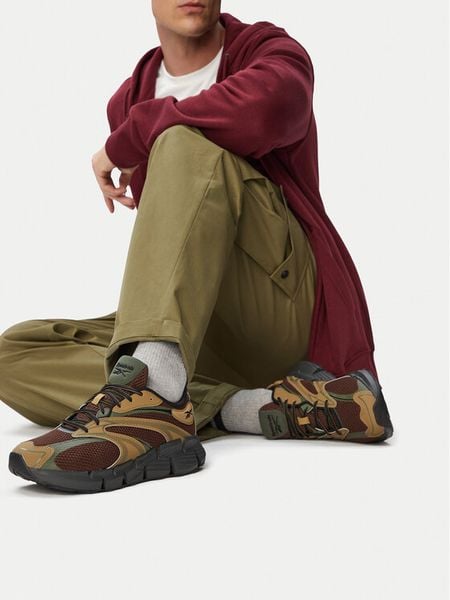 Reebok Buty do biegania EO-ZIG HYPNOTICA 100263343 Brązowy. Brązowe obuwie do biegania damskie Reebok. Za 359.99 zł.
