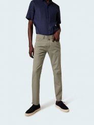 Pierre Cardin Spodnie w kolorze oliwkowym rozmiar: W33/L30. Zielone spodnie materiałowe męskie Pierre Cardin, z aplikacjami, z materiału, klasyczne. Za 127.35 zł.