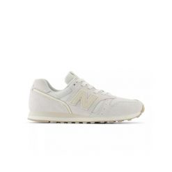 Buty sportowe sneakersy damskie New Balance 373. Białe buty sportowe na co dzień damskie New Balance, bez wzorów, trekkingowe, New Balance 373. W wyprzedaży za 297.00 zł.